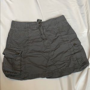 Cargo utility skirt
